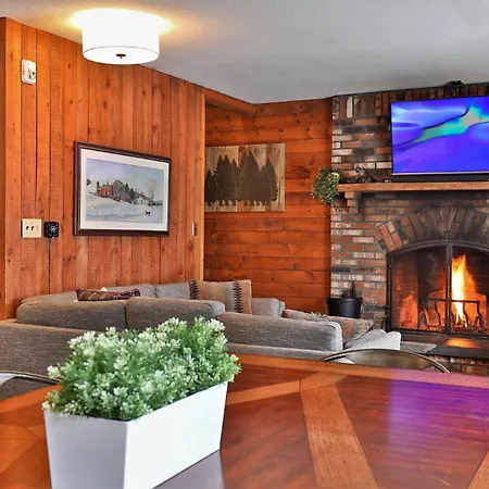 Tanglewood Vista - Great Group Ski Home Close To Mountain, Hot Tub, Sauna, Ski Rental Ticket Deals!